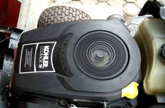 Een Kohler-motor met één cilinder op uw ride-on vervangen