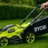 Stil en krachtig maaigemak met de Makita LXT accu grasmaaier voor een strak gazon in compacte tuinen